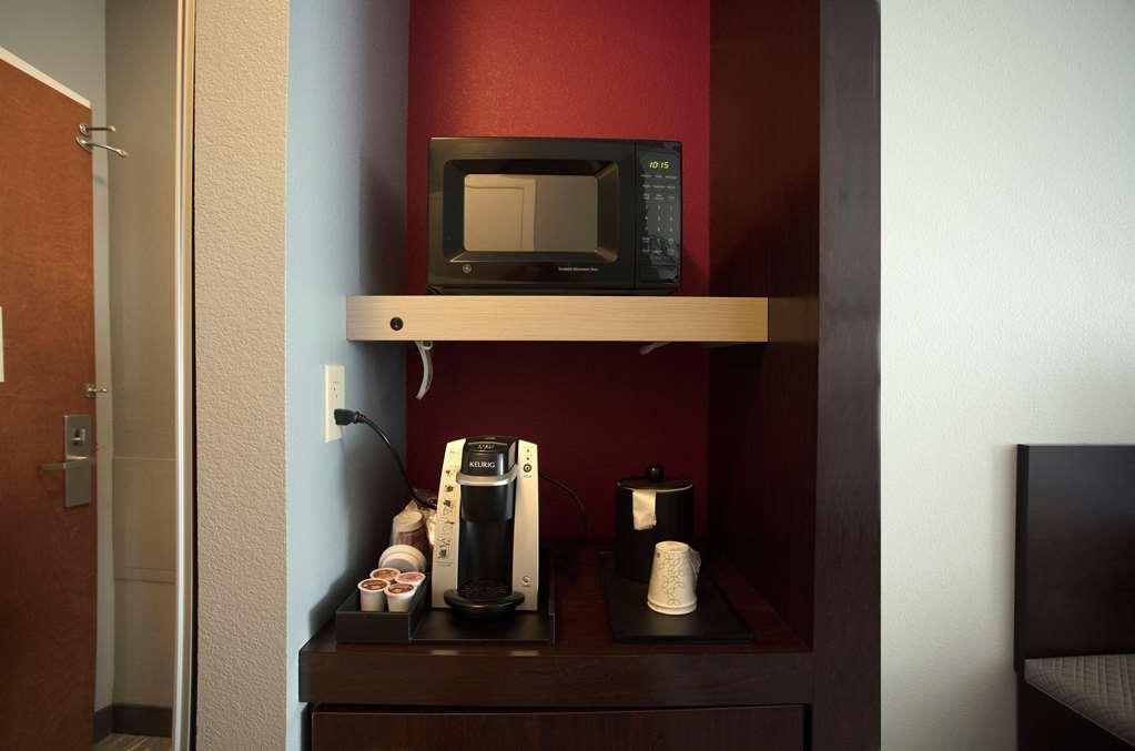 Courtyard By Marriott Athens Downtown Hotel Room photo