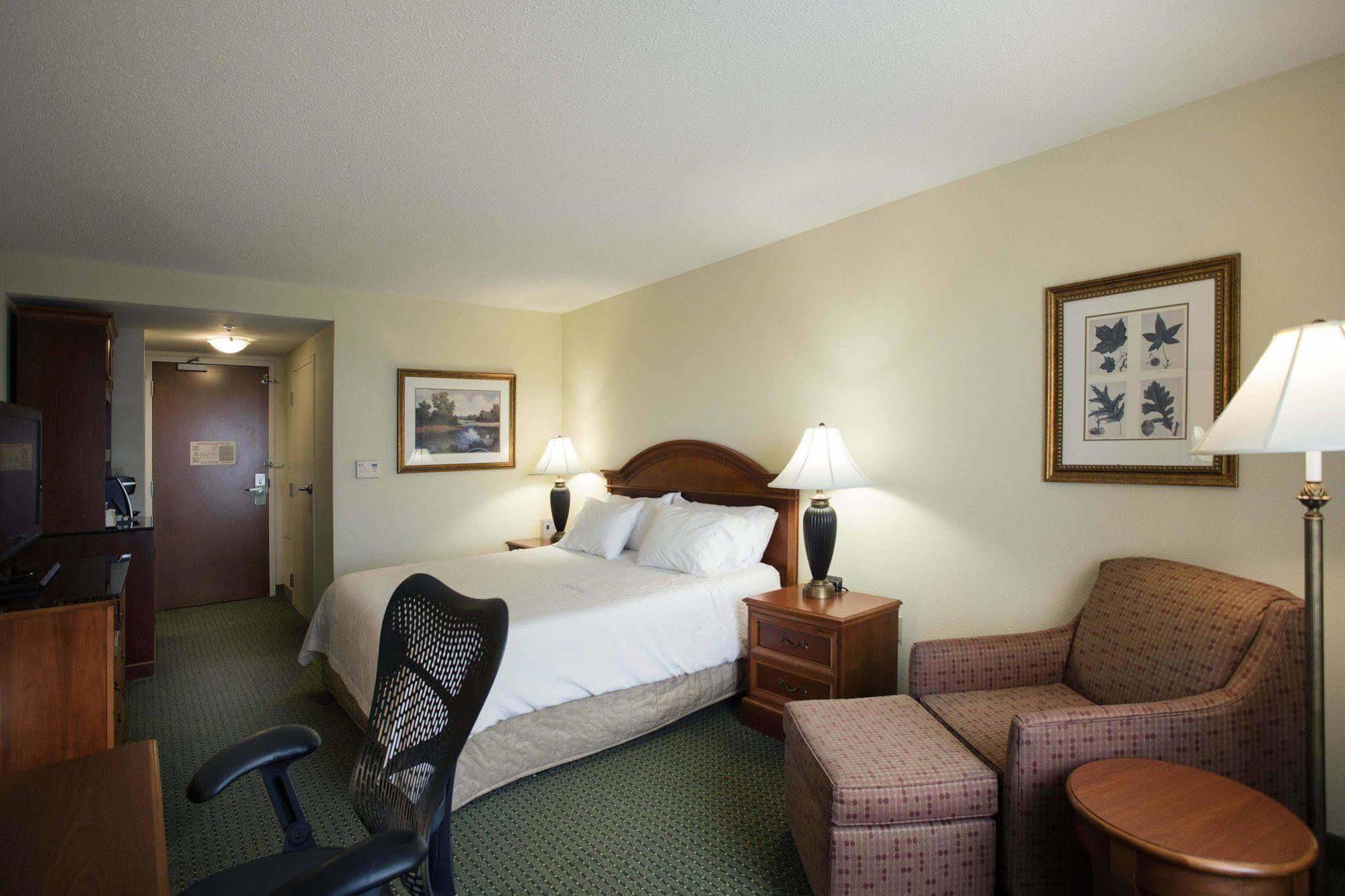 Courtyard By Marriott Athens Downtown Hotel Exterior photo